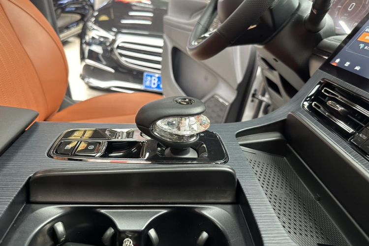 Used GAC Trumpchi E9 2024 E9 Deluxe Edition
