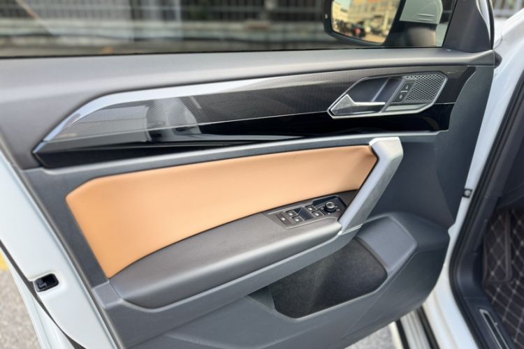 Used Volkswagen Tayron 2019 330TSI Two-Wheel Drive Luxury Model China VI Standard