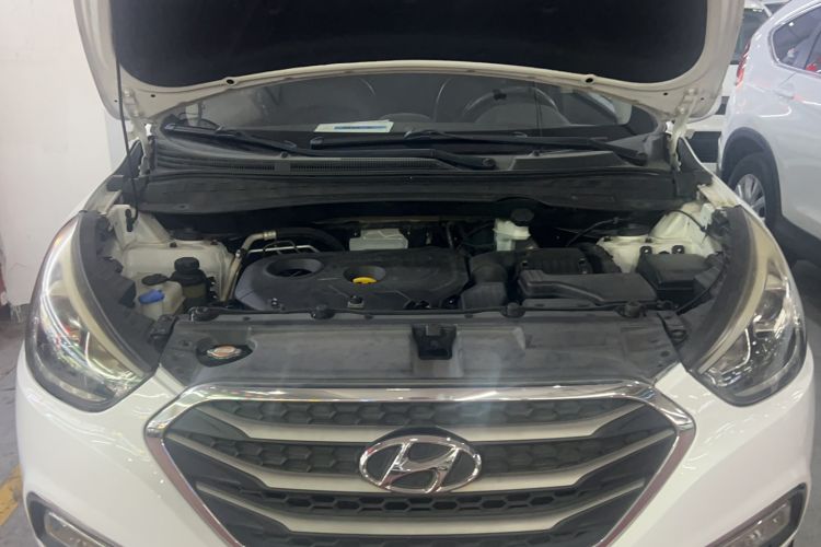 Used Hyundai ix35 2015 2.0L Automatic 2WD Smart Type China IV
