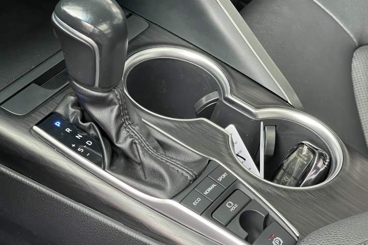 Used Toyota Camry 2021 2.5G Luxury Edition