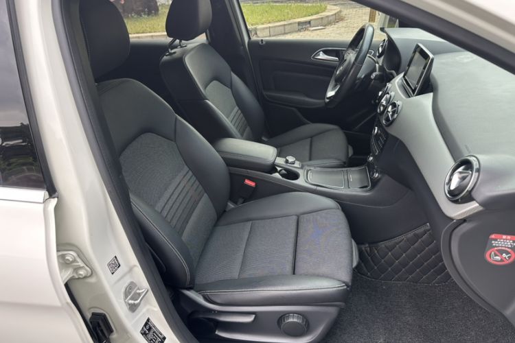 Used Mercedes-Benz B-Class 2015 B 200 Sport Edition
