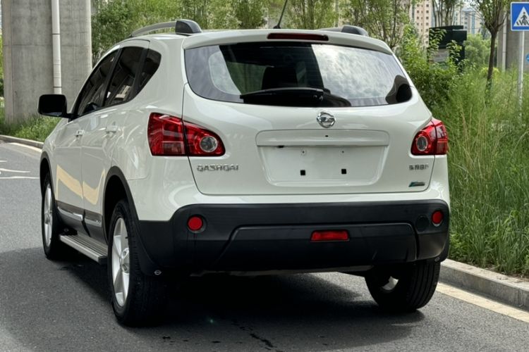 Used Nissan Qashqai 2015 2.0 XL Coolfire CVT 2WD
