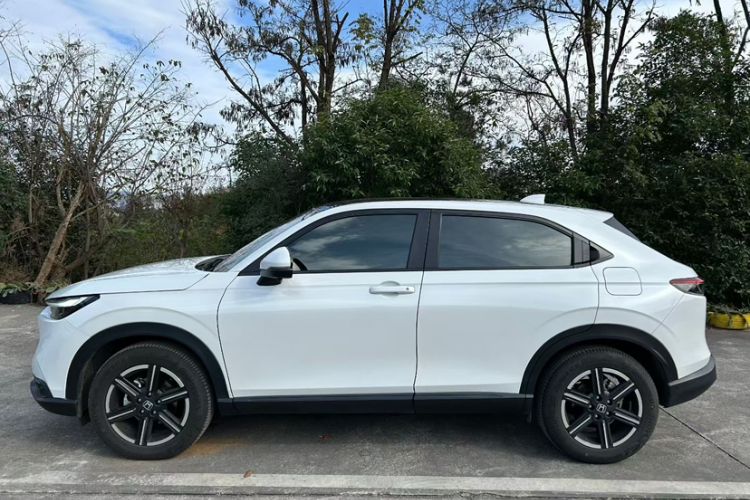 Used Honda Vezel 2023 1.5L CVT Tech Edition
