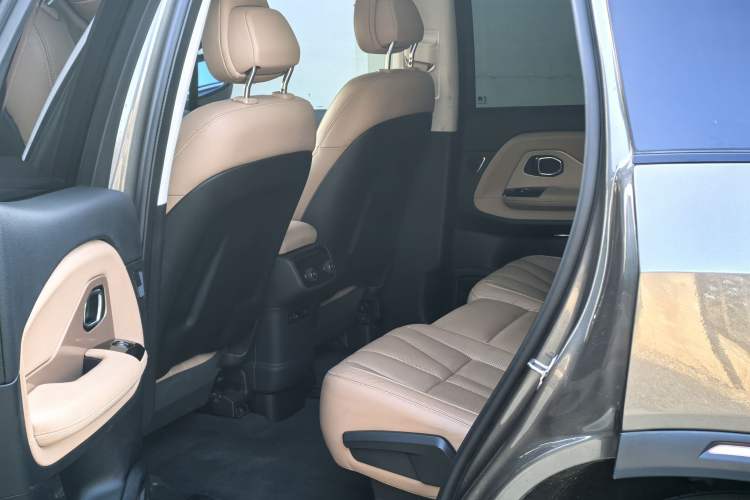 Used Nio ES8 2018 355 km Base Version 7-Seater Edition
