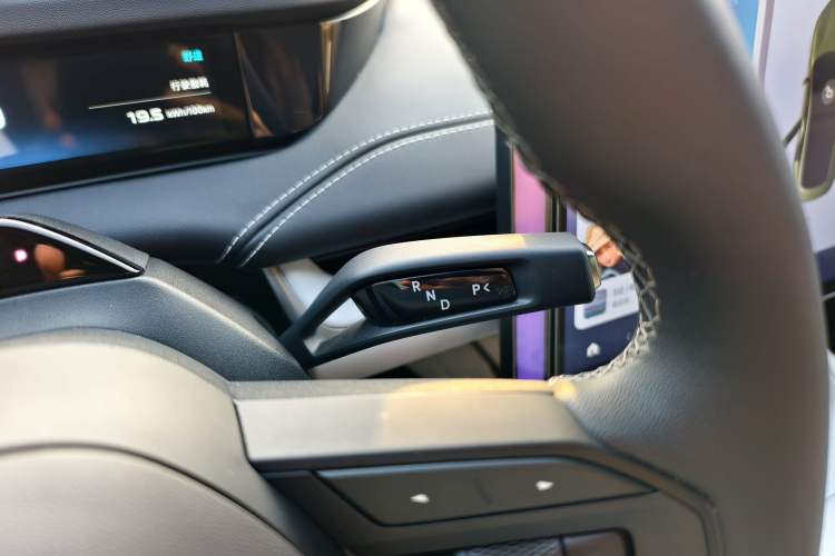 Used  SU7 2024 Rear-Drive Ultra-Long Range Advanced Pro-Level Intelligent Driving Version