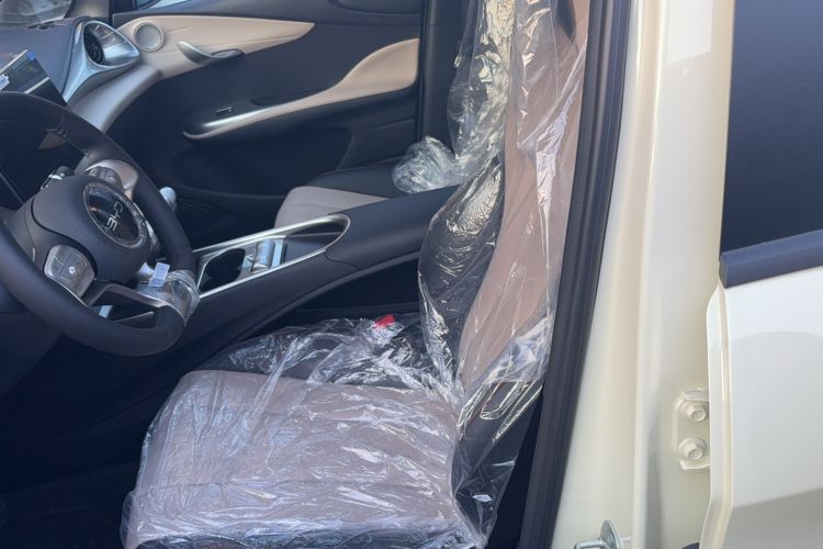 Used BYD Dolphin 2025 420km Free Edition
