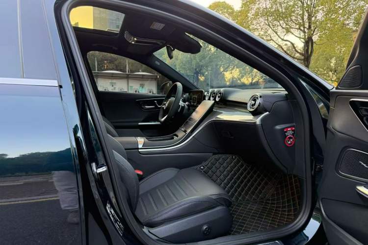 Used Mercedes-Benz C-Class 2023 Restyled C 260 L Sport Edition
