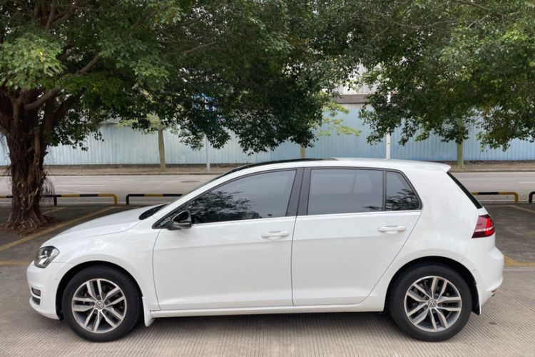 Used Volkswagen Golf 2017 230TSI Automatic Luxury Million-Vehicle Commemorative Edition
