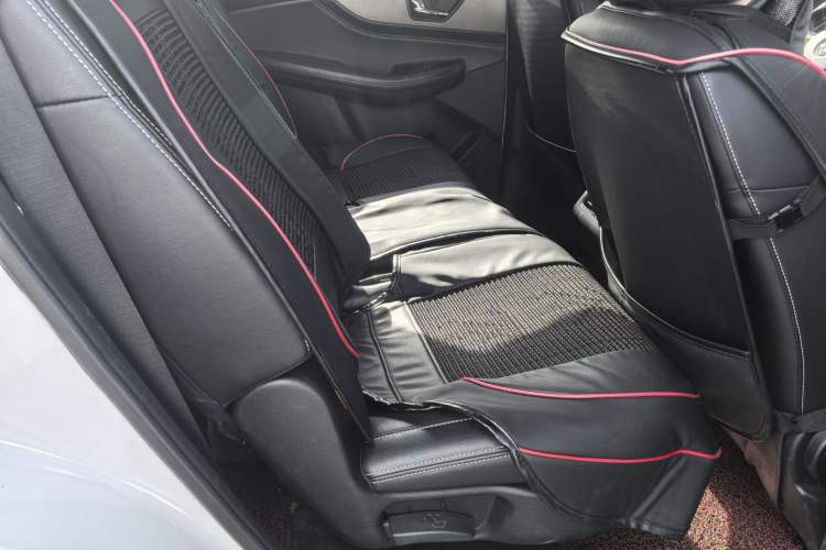 Used Dongfeng Fengon S560 2018 1.8L CVT Elite Model 7 Seats
