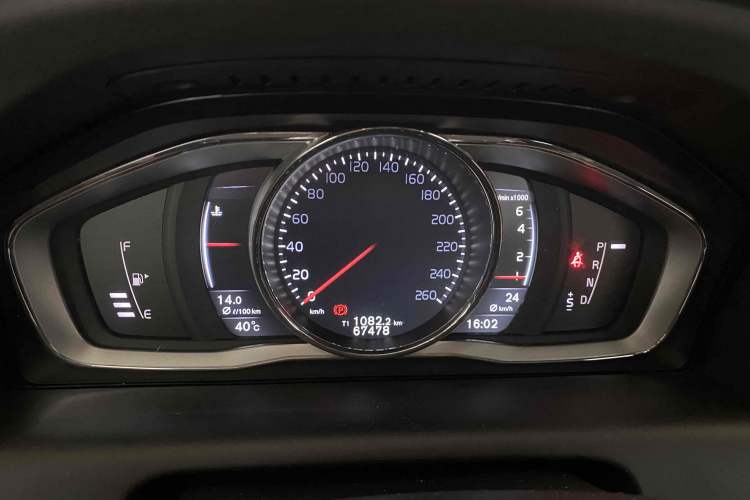 Used Volvo XC60 2015 T5 AWD Smart Drive Edition
