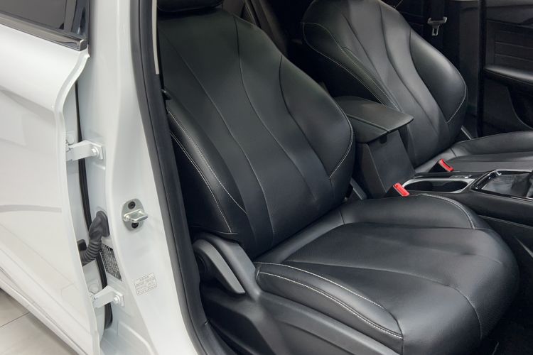 Used Roewe i5 2020 1.5L Automatic 4G Connected Linghao Edition
