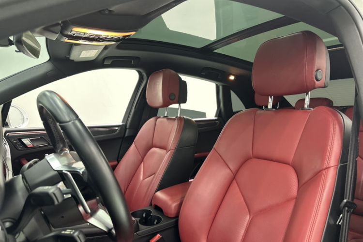 Used Porsche Macan 2021 Macan 2.0T