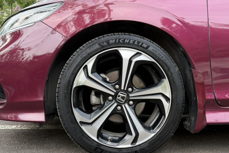 Used Honda Jade 2017 210 TURBO CVT Luxury Edition 5 Seats
