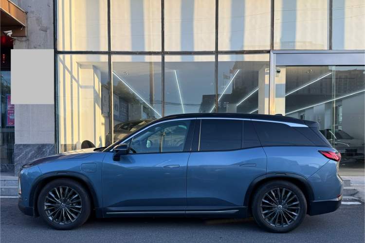 Used Nio ES8 2018 355 km Base Version 7-Seater Edition
