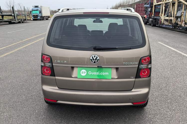 Used Volkswagen Touran 2015 1.4T DSG Comfort Edition 5 Seats
