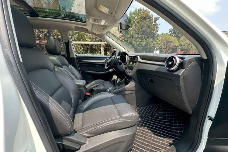 Used MG ZS 2018 1.5L Automatic Luxury Edition China V Standard
