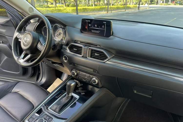 Used Mazda CX-5 2017 2.5L Automatic 2WD ZhiZun Version China V Standard