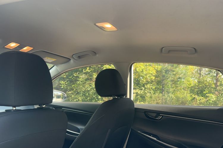 Used Hyundai Celesta 2018 1.6L Automatic GL Enjoyment Edition China VI compliant
