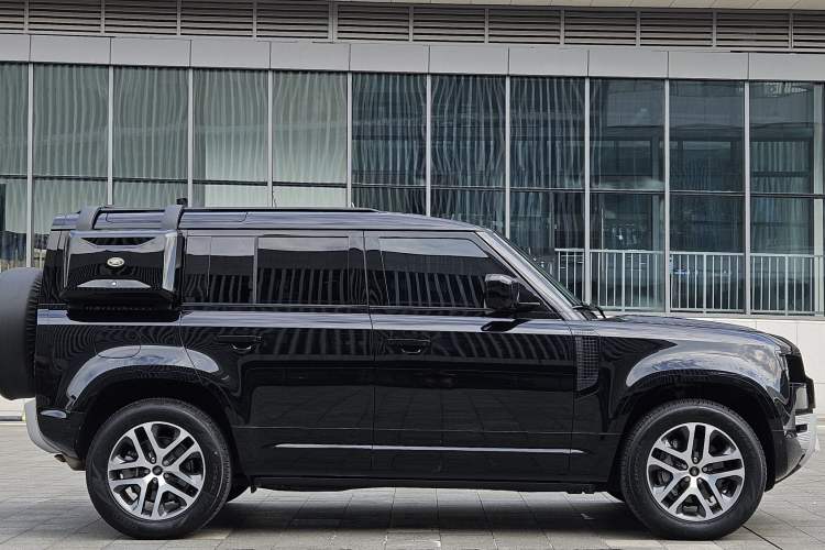 Used Land Rover Defender 2024 110 3.0T P400 XS