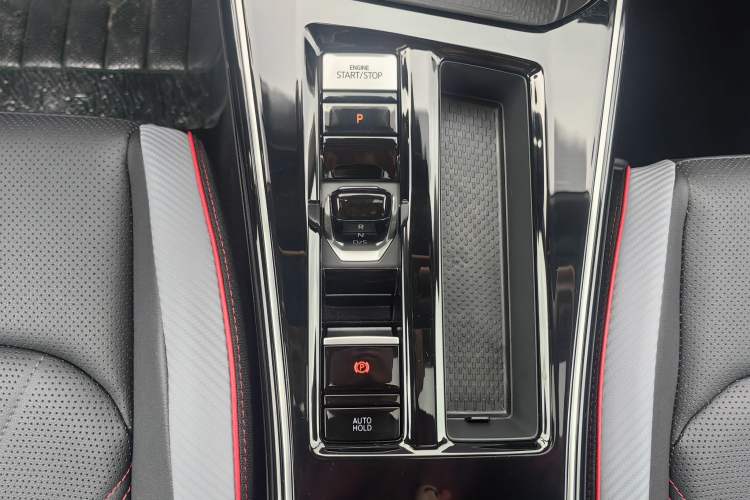 Used Volkswagen Lamando 2025 Lavida L 280TSI DSG Cool & Spicy Edition
