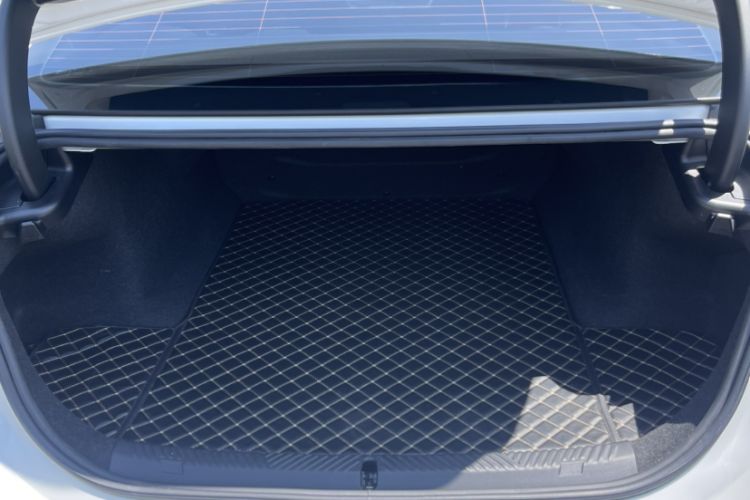 Used BMW i5 2024 eDrive 35L Luxury Package