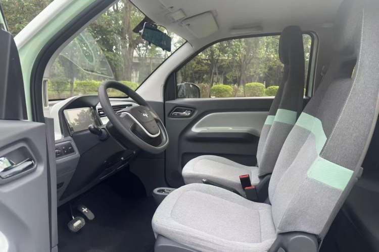 Used Wuling Hongguang MINIEV 2022 Macaron Premium Model – Lithium Iron Phosphate
