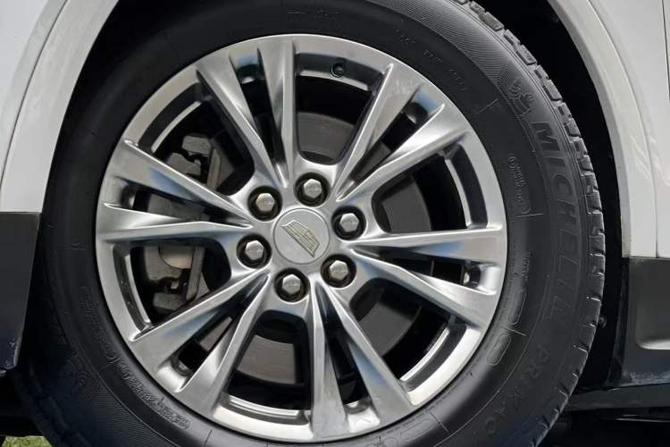 Used Cadillac XT5 2020 28T Luxury Version
