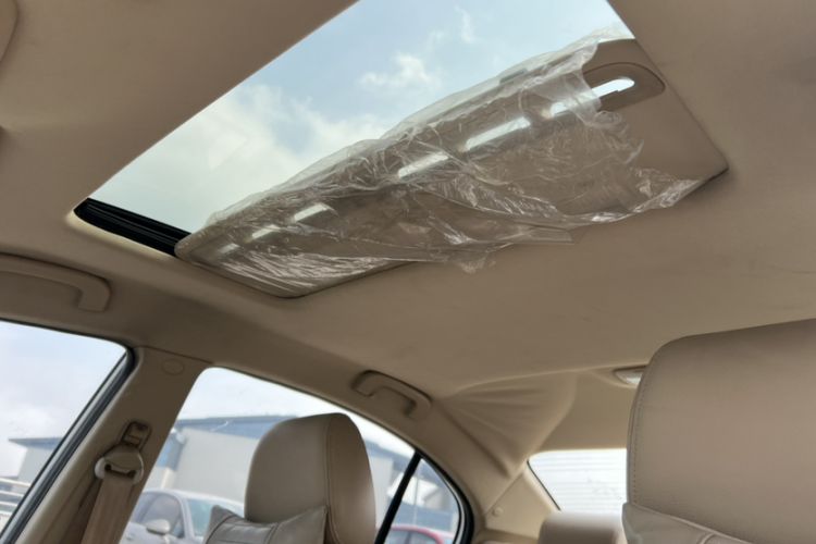 Used Roewe 350 2014 1.5L Automatic Xunyue Version
