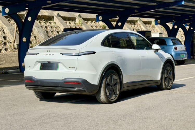 Used ONVO L60 2024 60 kWh Rear-Drive Version
