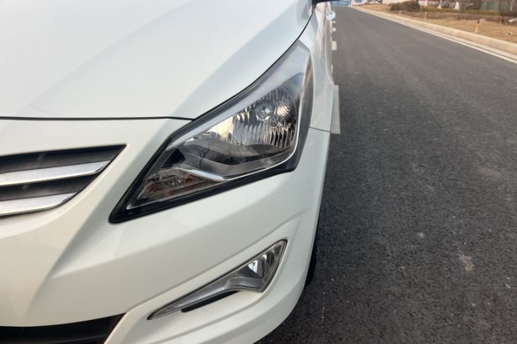 Used Hyundai Verna 2014 1.4L Automatic Smart GLS