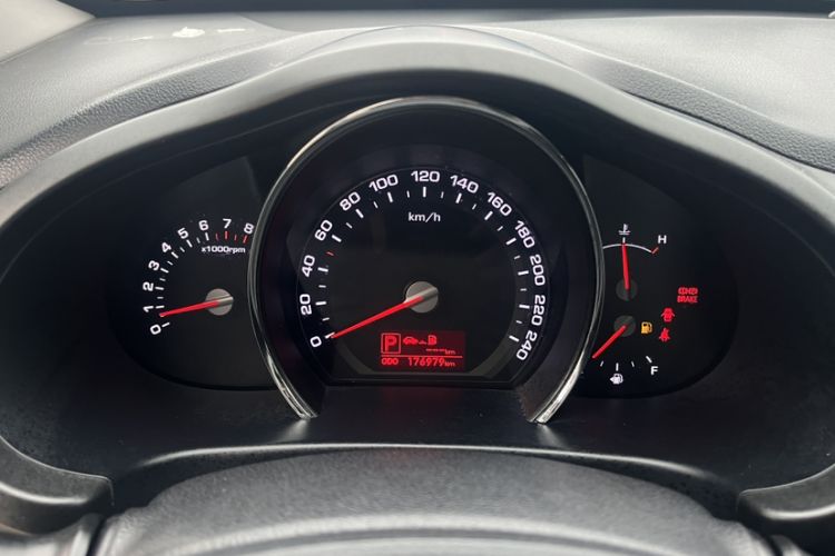 Used Kia Sportage R 2014 2.0L Automatic 4x4 GLS