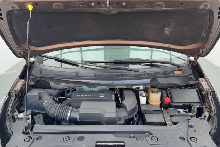 Used Buick GL8 2020 Land Cruiser Executive Class 652T Comfort Model