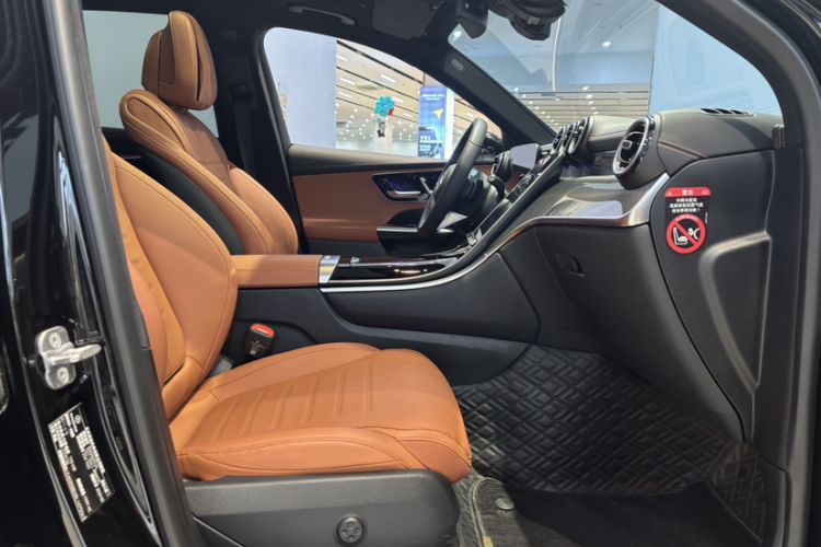 Used Mercedes-Benz GLC 2024 GLC 260 L 4MATIC Dynamic Edition 5-seater