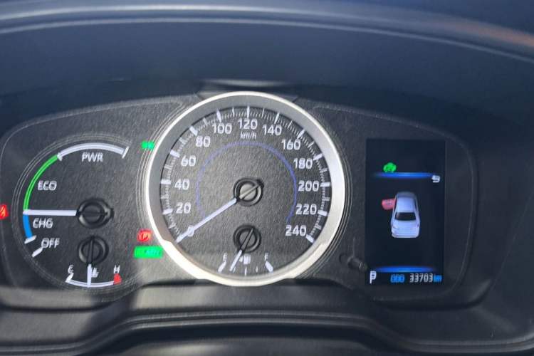 Used Toyota Corolla 2021 Dual-Motor 1.8L E-CVT Elite Edition
