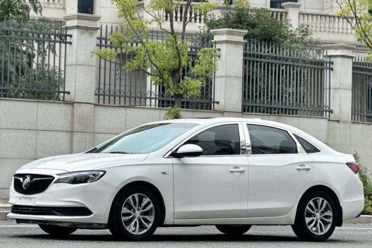 Used Buick GT 2018 18T Automatic Elite Model
