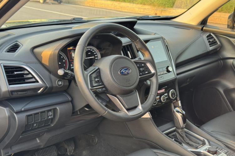 Used Subaru Forester 2021 2.0i Luxury Edition EyeSight
