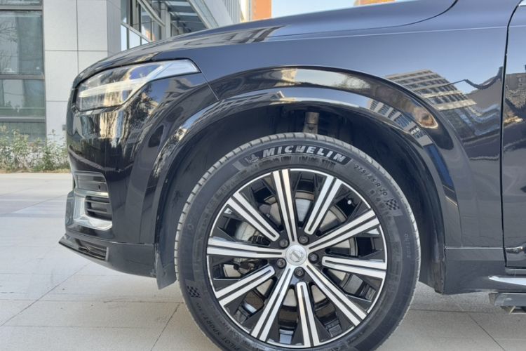 Used Volvo XC90 2023 B5 SmartDrive Luxury Edition 5 Seats
