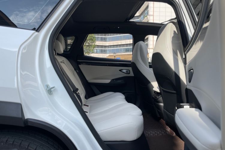 Used  L7 2023 1.5T 115 km Starship
