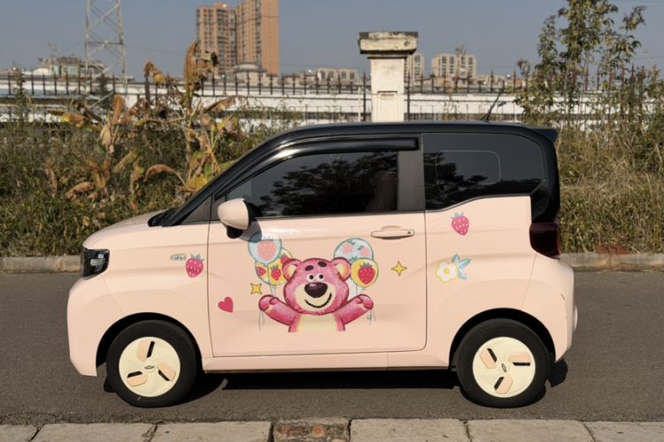 Used Chery QQ Ice Cream 2022 120km Conical Shape Lithium Iron Phosphate
