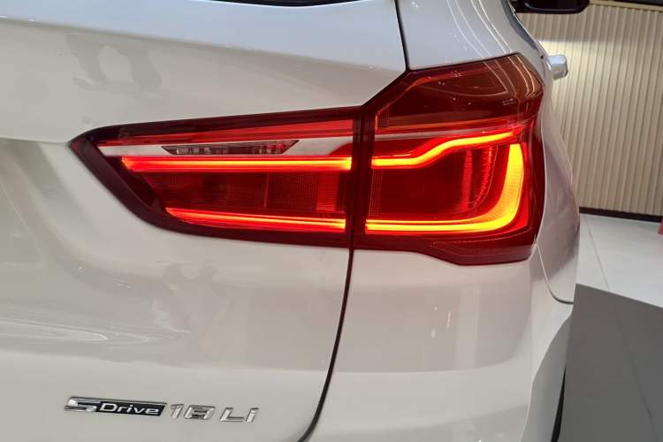 Used BMW X1 2019 sDrive18Li Premium Edition
