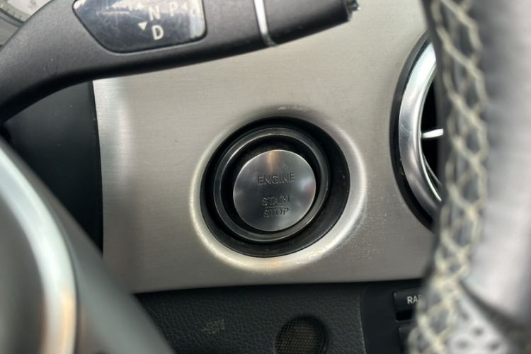 Used Mercedes-Benz GLK-Class 2013 Facelift GLK 300 4MATIC Fashion Edition