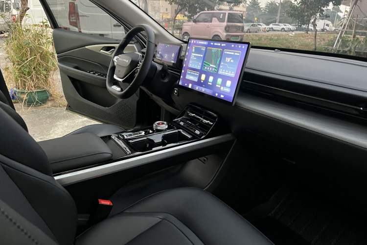 Used Wuling Xingguang 2024 Co-Creation Edition 510 Advanced Model
