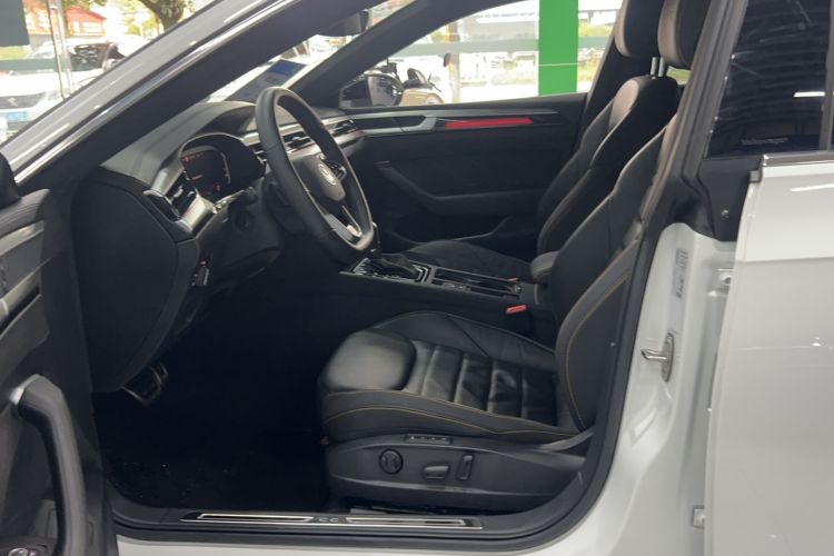 Used Volkswagen FAW-Volkswagen CC 2024 380TSI Striking All-Encompassing Edition
