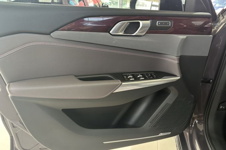 Used Lynk & Co 02 2020 1.5T DCT Two-Wheel Drive Zhaopu Version
