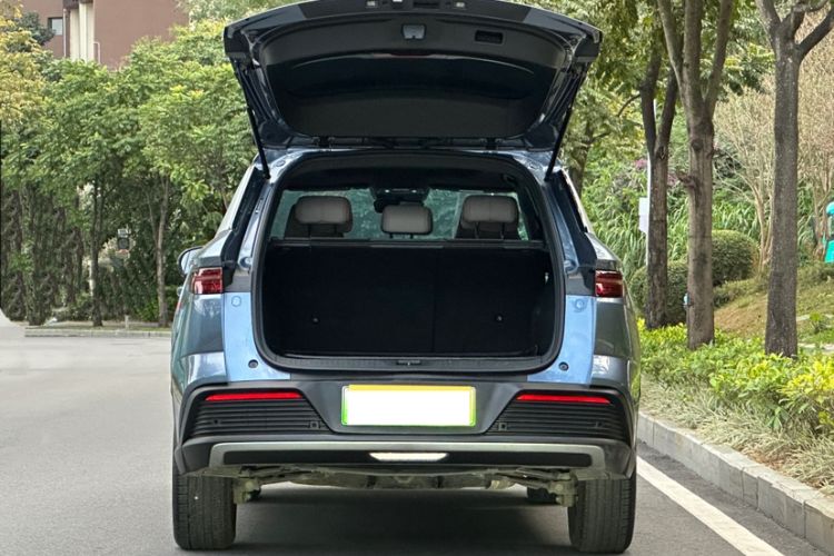 Used BYD Song Pro New Energy 2024 HONOR Edition DM-i 110KM Beyond Model
