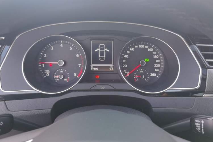 Used Volkswagen Magotan 2020 330TSI DSG Leading Model
