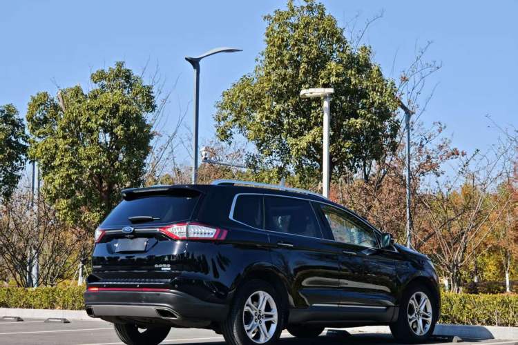 Used Ford Edge 2018 EcoBoost 245 Two-Wheel-Drive Titanium 7-Seater China V Standard
