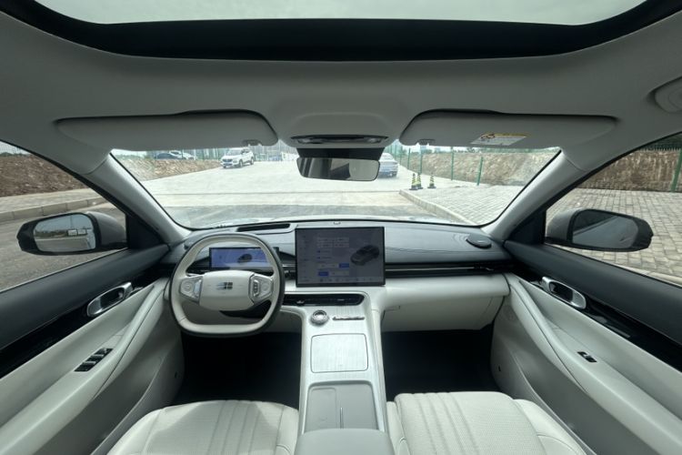 Used  E5 2024 530km Starship Edition
