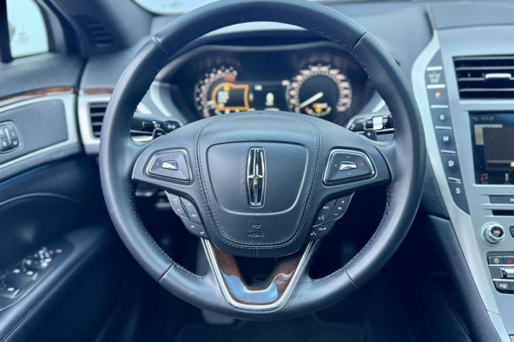 Used Lincoln MKZ 2017 2.0T Luxury Edition