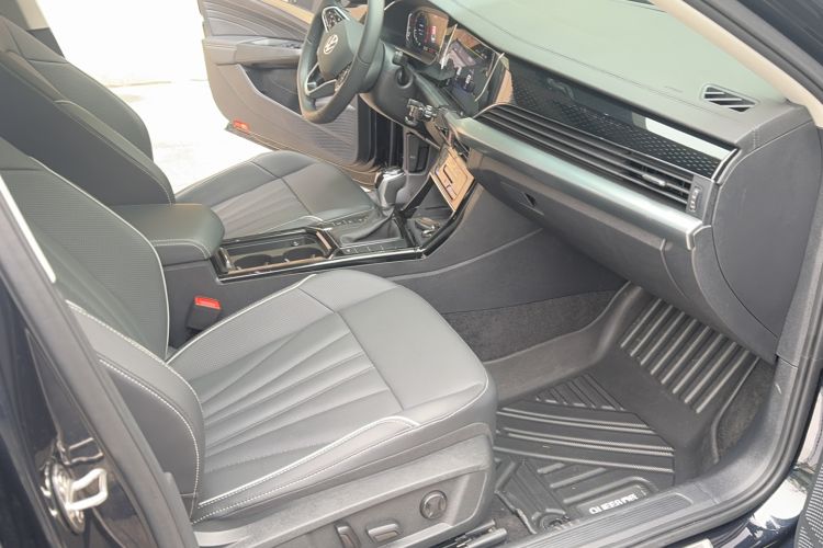 Used Volkswagen Passat 2024 330TSI Elite Edition
